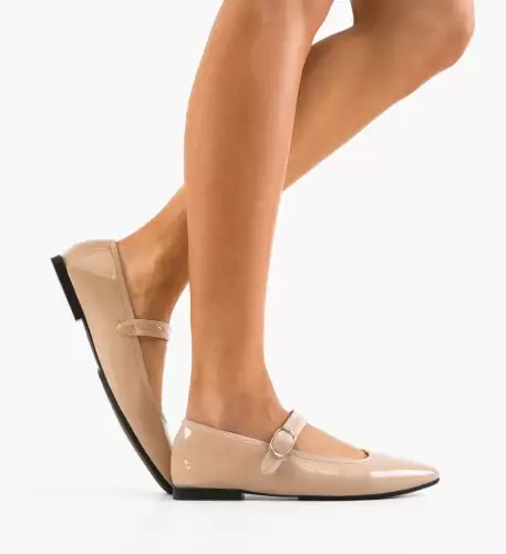 Balerini dama Velma Bej