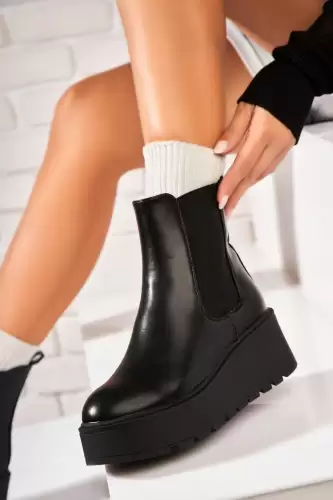 Ghete Dama Imblanite Negre din Piele Ecologica Meena