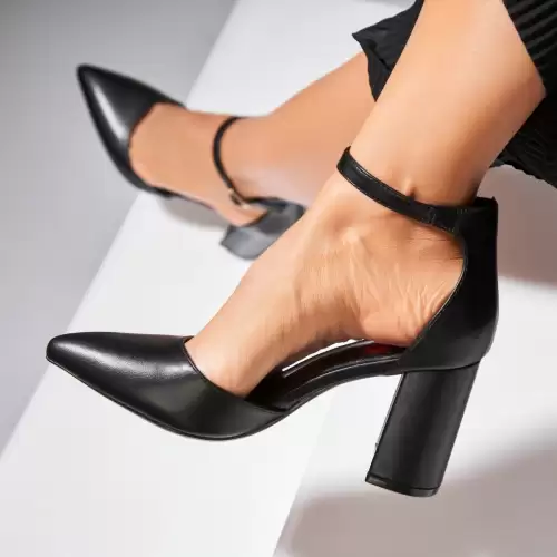 Pantofi dama cu toc Negri din Piele Ecologica Serine