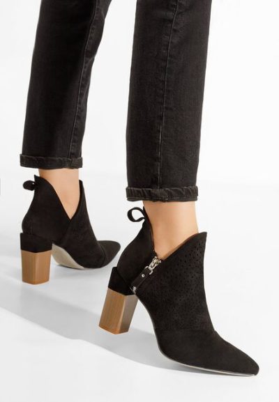 Botine perforate Lopera negre
