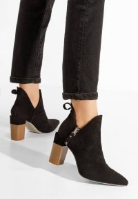 Botine perforate Lopera negre