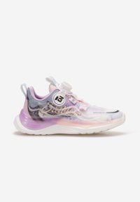 Sneakers fete Dragonfly mov